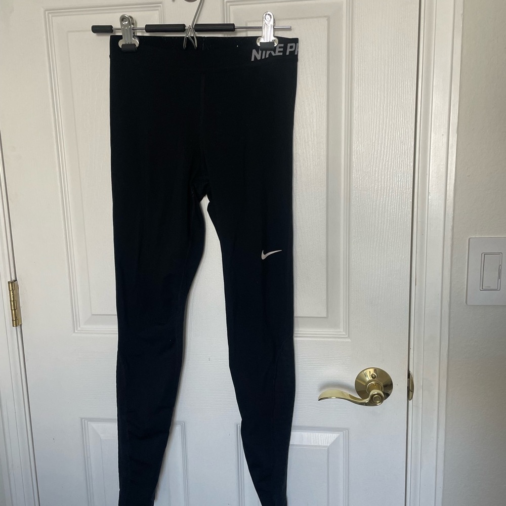 Nike pro dry fit leggings